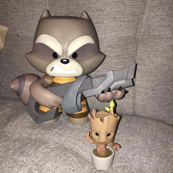 funko rocket with groot
